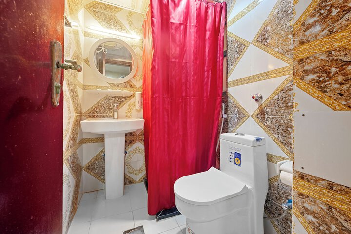 Room 19 of 25