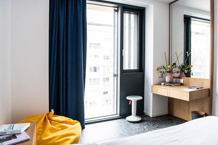 Room 26 of 114