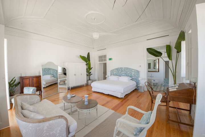 Room 21 of 60
