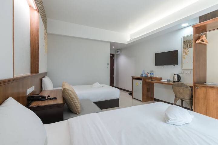 Room 10 of 47