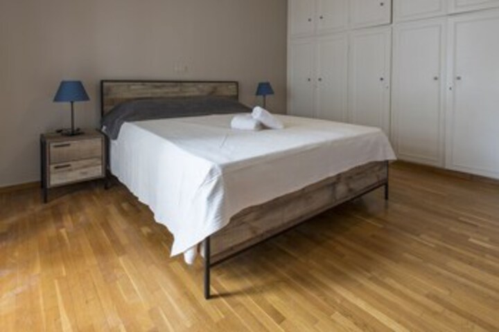 Room 17 of 23