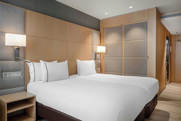 Room 10 of 58