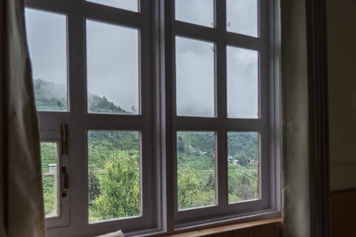 Room 2 of 39