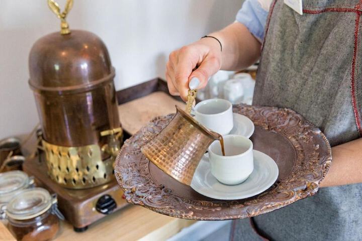 Breakfast/Coffee Service 149 of 183