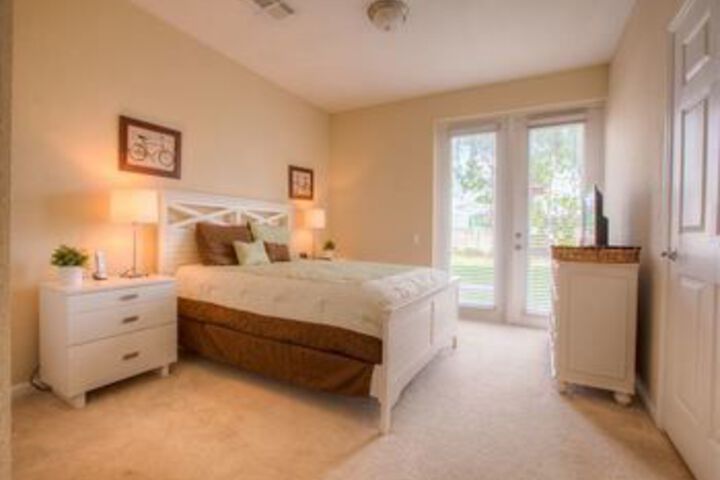 Room 8 of 14