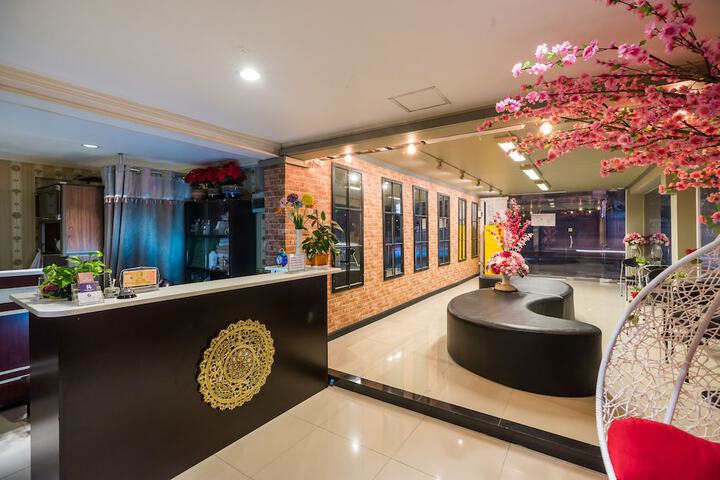 Hotel Interior 4 of 44