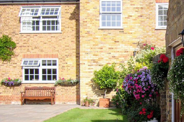 General 8 of 26