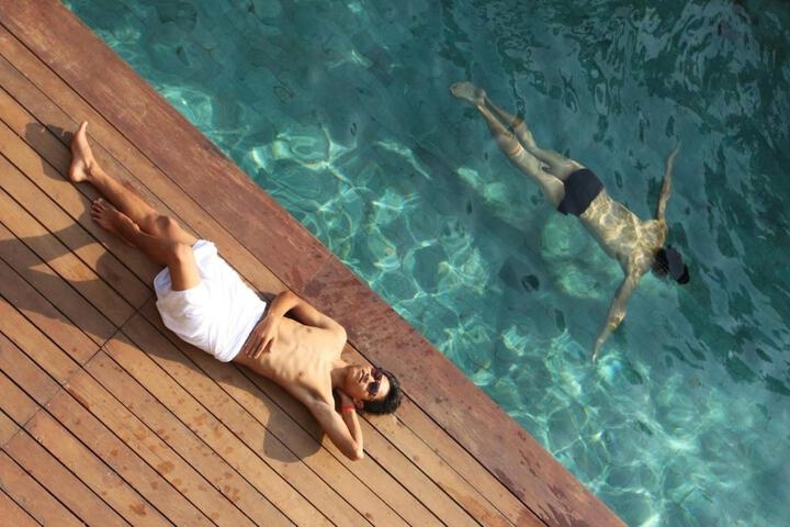 Hotel Pool