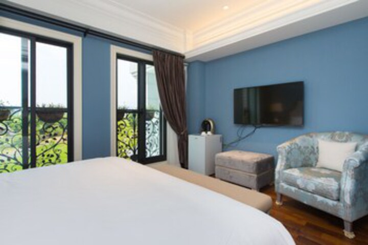 Room 87 of 122