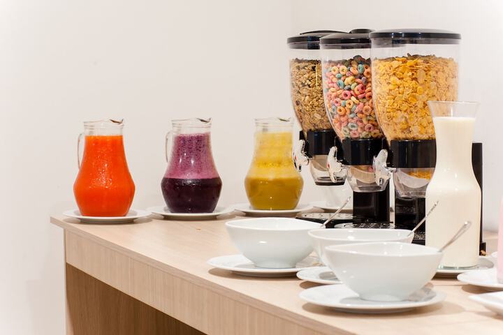 Breakfast/Coffee Service 26 of 37