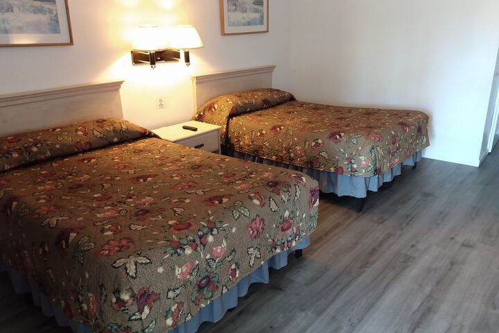 Standard Double Room (13 of 31)