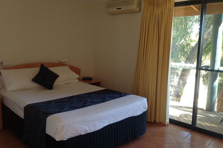 Room 12 of 52