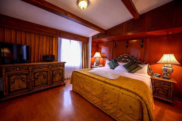 Room 7 of 35