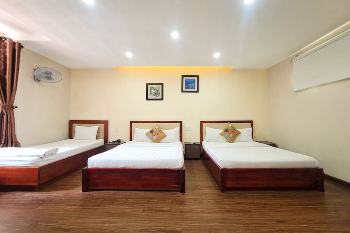 Room 4 of 26