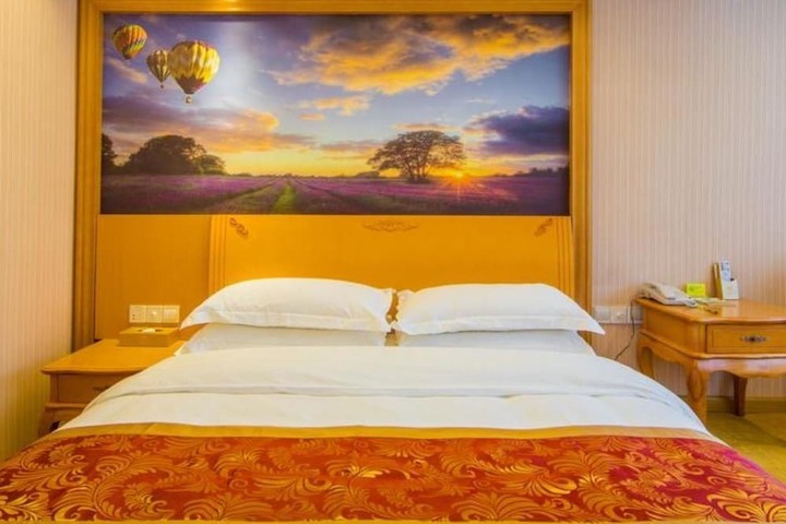 Room 20 of 37
