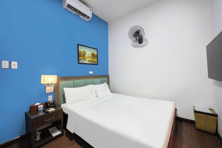 Room 3 of 14