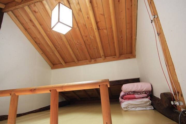 Room 4 of 21