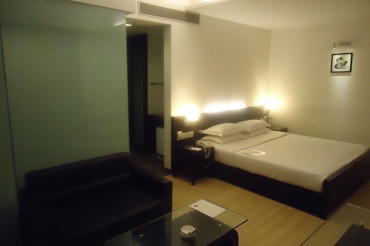 Room 31 of 113