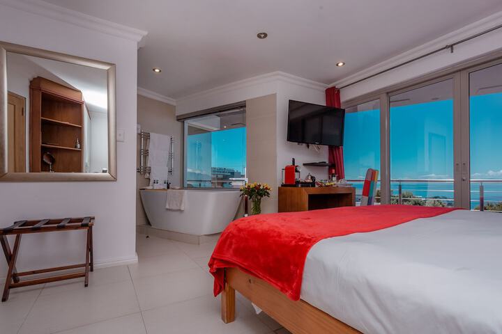 Room 15 of 47