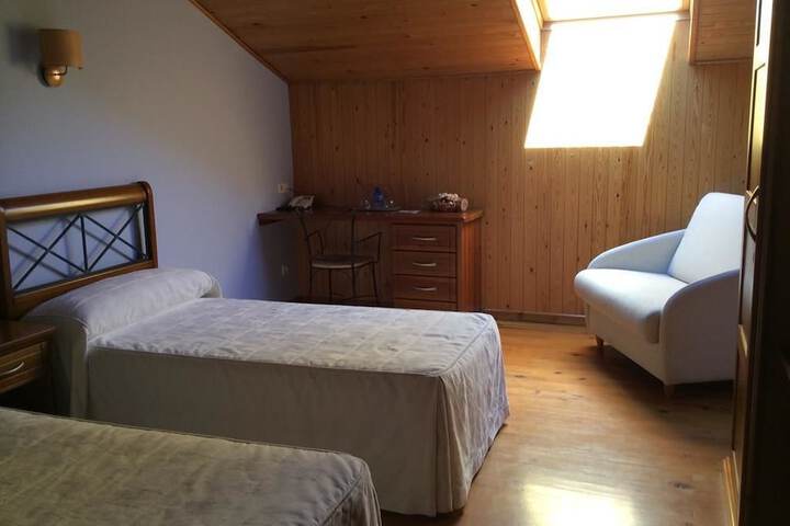 Room 8 of 31