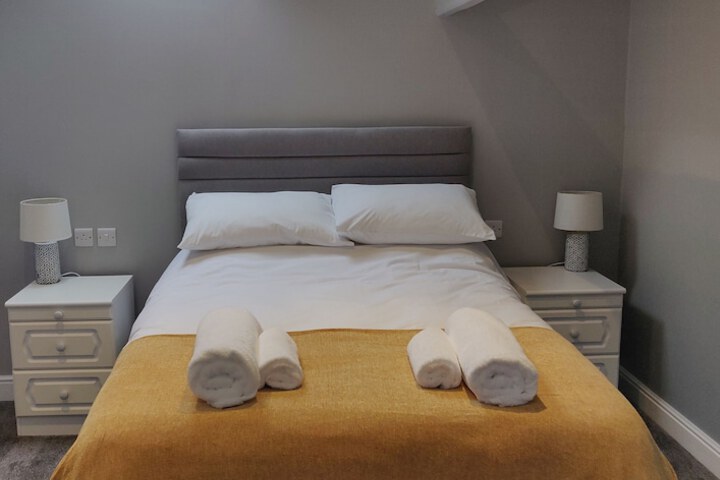 Room 7 of 32