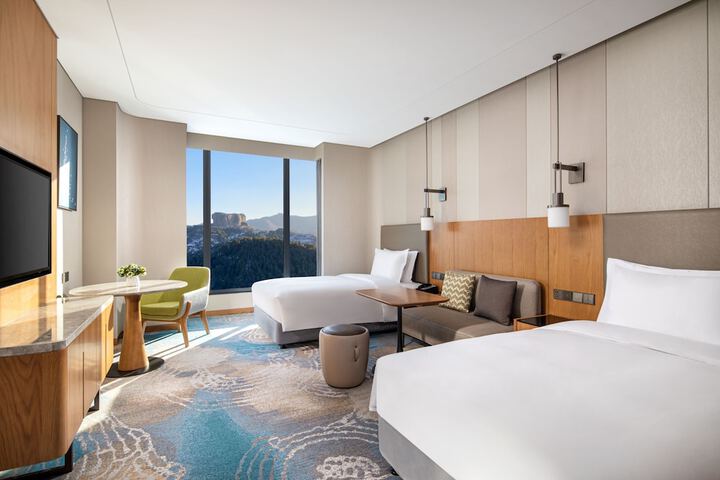 Room 4 of 46