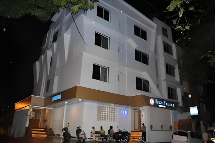 Rich Palace