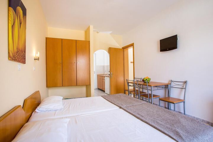 Room 16 of 56
