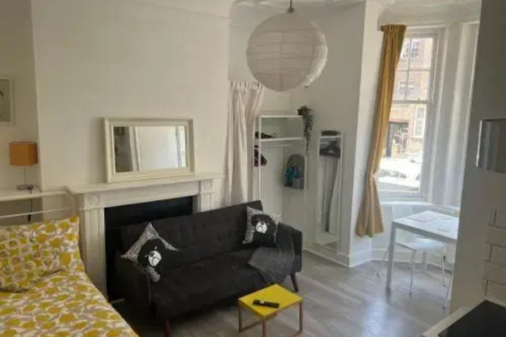Room 7 of 20