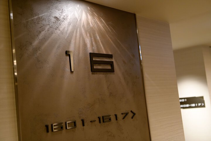 Ballroom/Hall 31 of 35