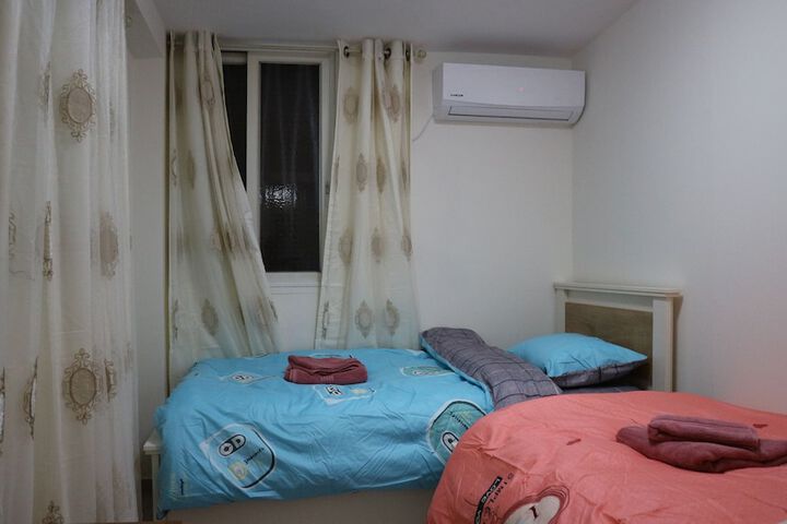 Room 17 of 58
