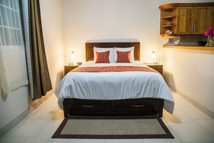 Room 8 of 29