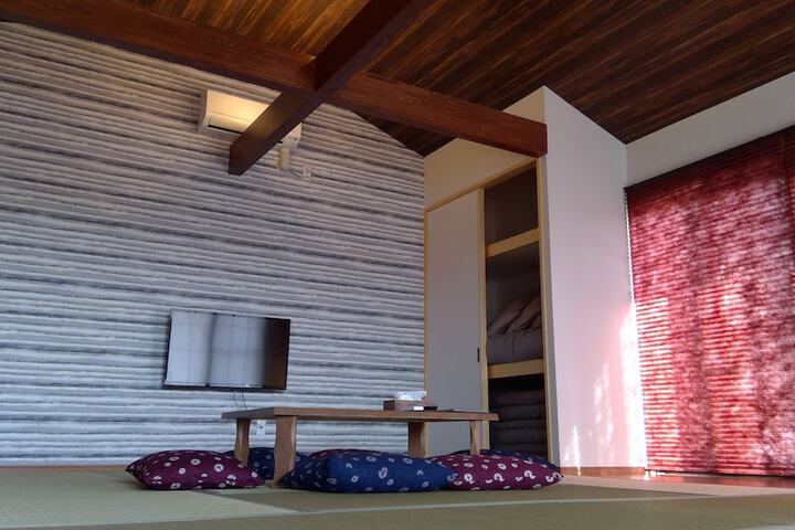 Room 28 of 55
