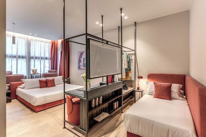 Room 14 of 72