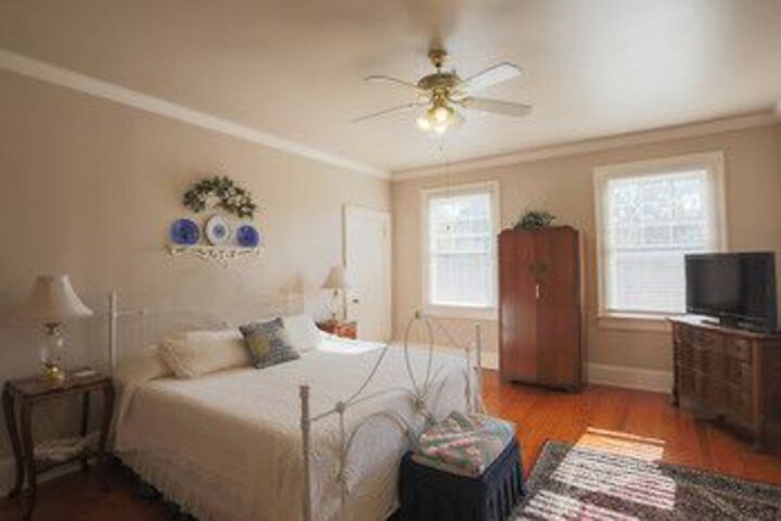 Room 34 of 67