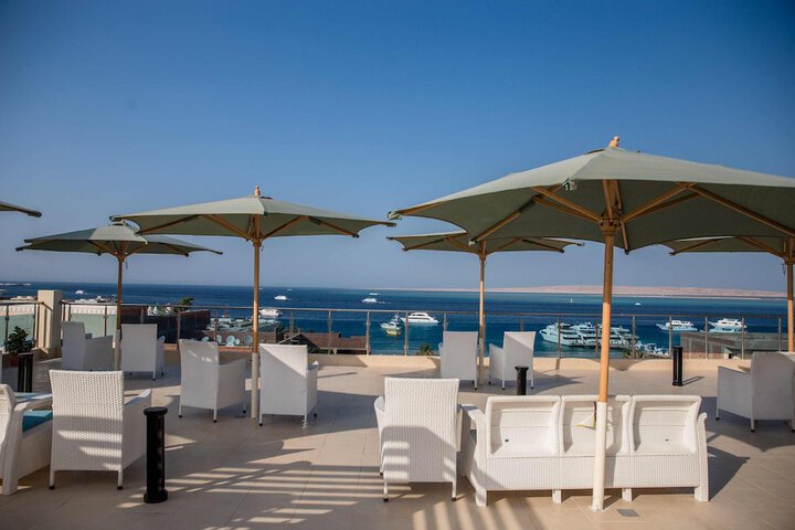 Sundeck 292 of 307