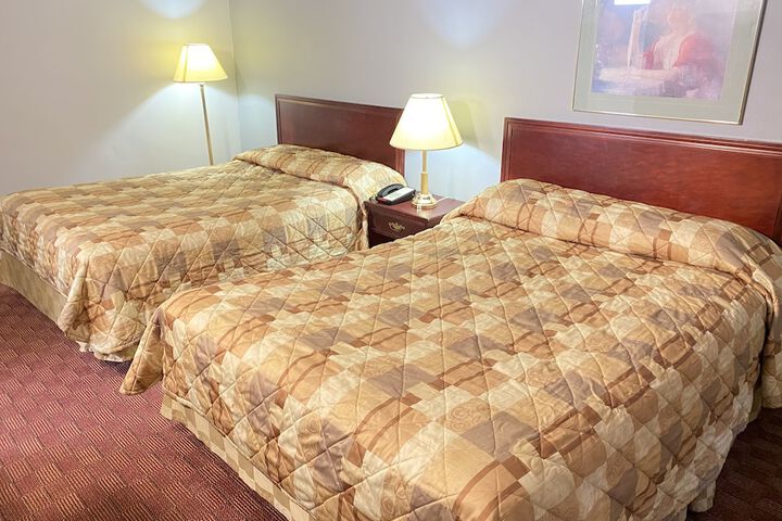 Room 6 of 39