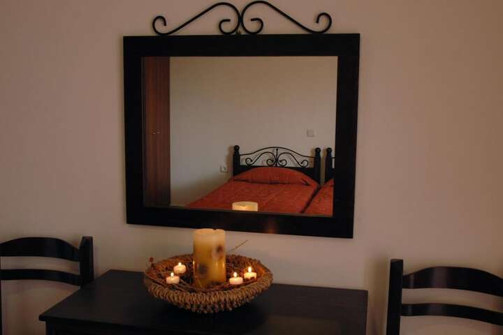 Room 8 of 26