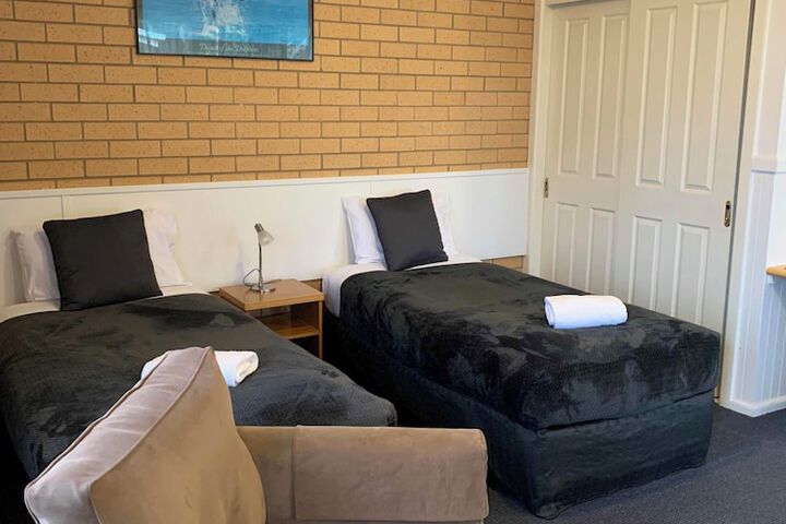 Room 14 of 51