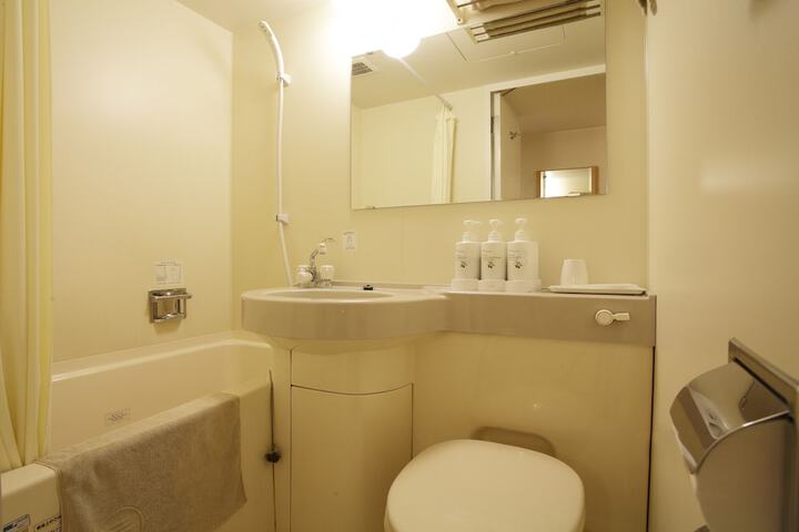 Room 20 of 24