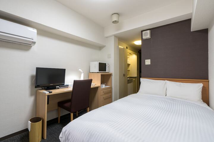 Room 9 of 53