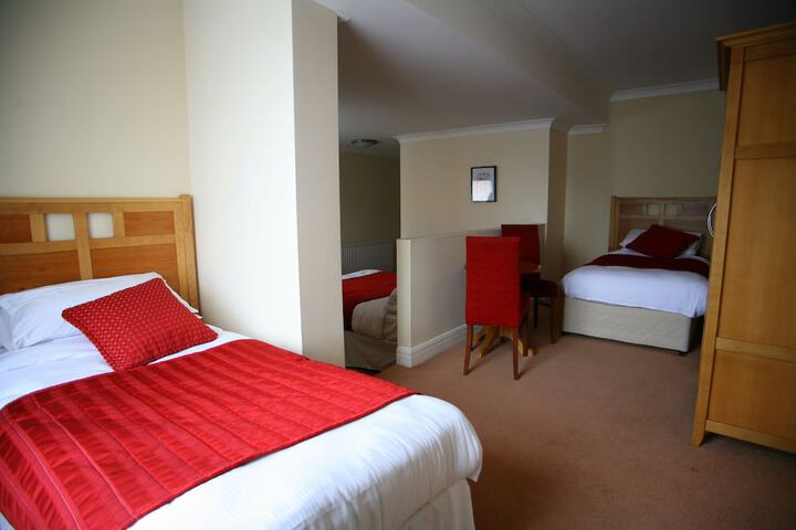 Room 5 of 24