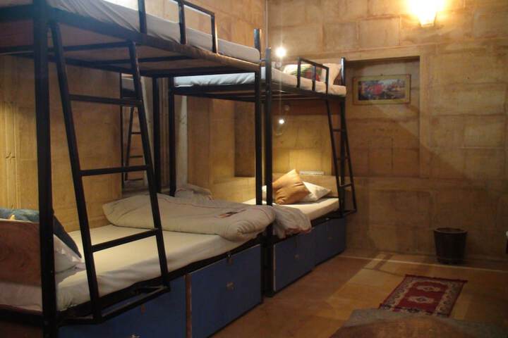 Room 26 of 41