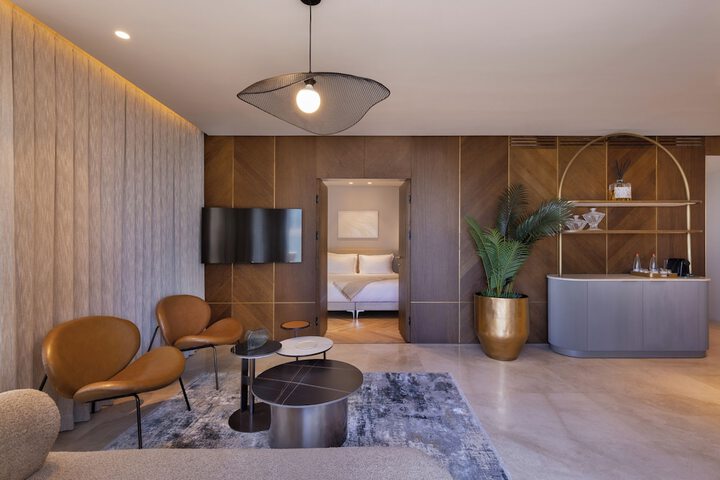 Room 25 of 75