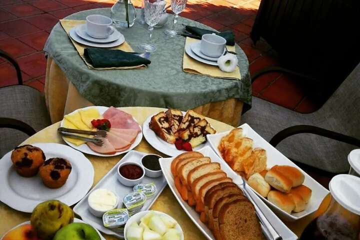 Breakfast/Coffee Service 67 of 127