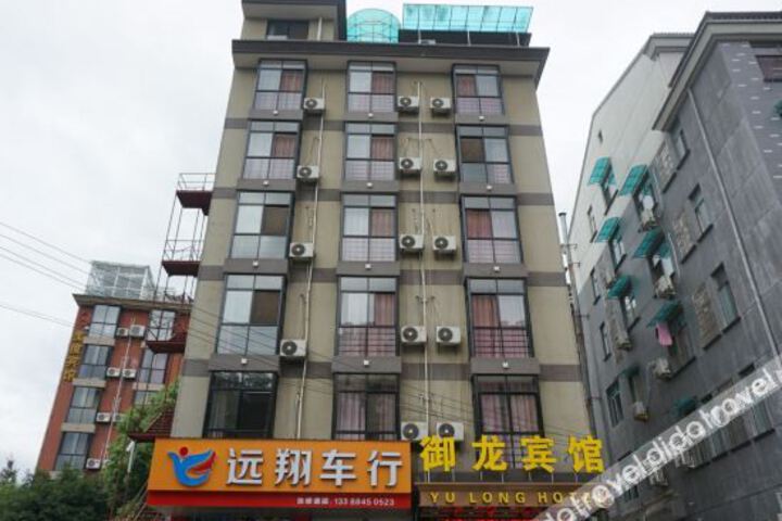 Hotel 6 of 33