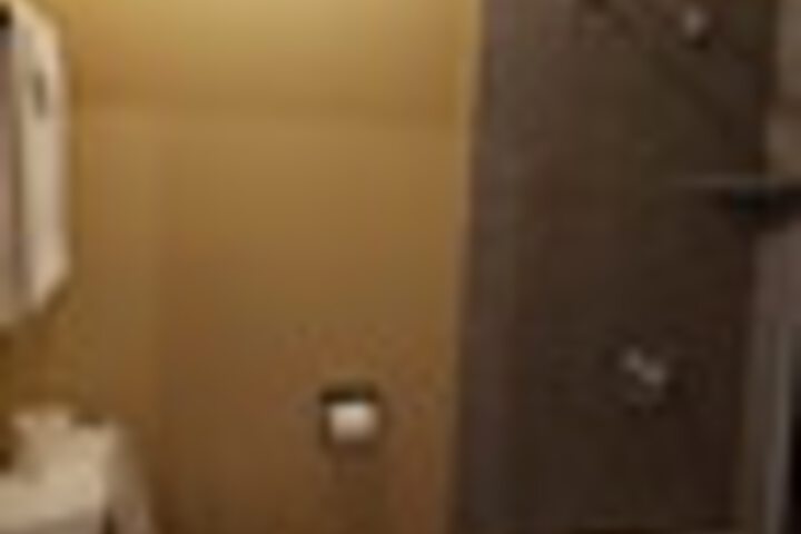 Room 83 of 126