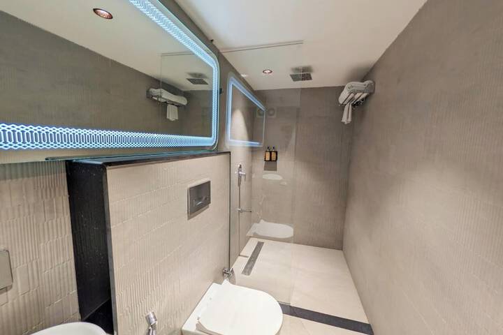 Room 155 of 184