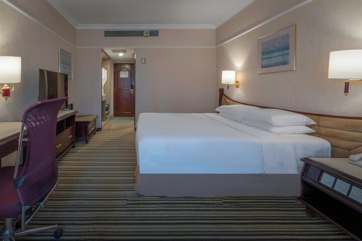 Room 63 of 175