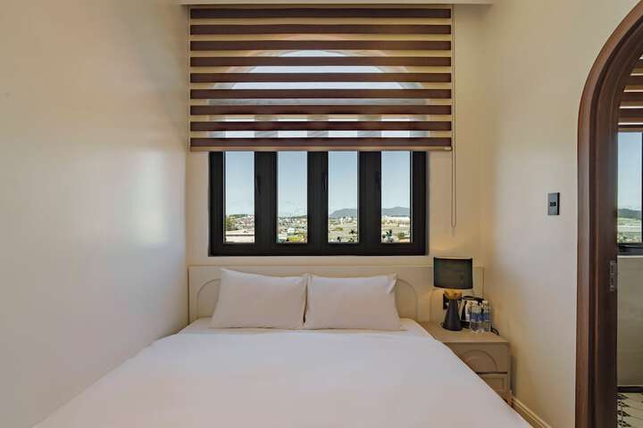 Room 14 of 71